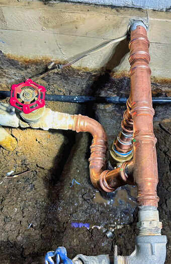 https://plumberwilletton.com.au/uploads/2025/06/emergency-plumbing-826583.jpg